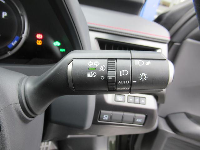 ＵＸ ＵＸ２５０ｈ　Ｆスポーツ　黒革・ＳＲ・パノラミックビュー・１２．３型タッチパネルナビ・フルセグ・３眼ＬＥＤ・パドルシフト・純正１８ＡＷ・パワーバックドア・セーフティＳ・オートＨＩビーム・ステアヒーター・ＢＳＭ・ＬＫＡ・ＥＴＣ（35枚目）