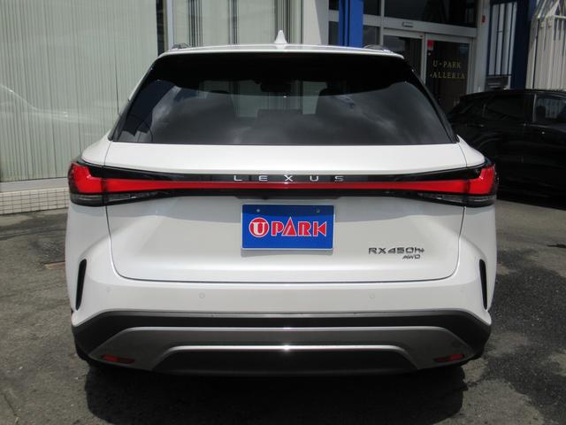 ＲＸ ＲＸ４５０ｈ＋　バージョンＬ　パノラマＳＲ・黒革・全席エアシート・パノラミックビュー・１４インチナビ・フルセグ・ＨＵＤ・レクサスチームメイト・純正２１ＡＷ・３眼ＬＥＤ・パワーバックドア・デジタルインナーミラー・１５００Ｗ電源（69枚目）