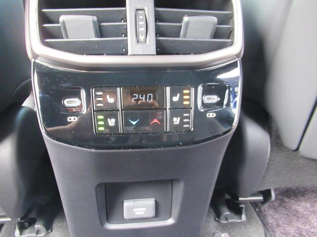ＲＸ ＲＸ３５０ｈ　バージョンＬ　セミアニリン本革・全席エアシート・パノラミックビュー・１４インチナビ・フルセグ・アドバンスドパーク・ＨＵＤ・パワーバックドア・輻射ヒーター・デジタルインナーミラー・純正２１ＡＷ・ＬＥＤ・パドルシフト（43枚目）