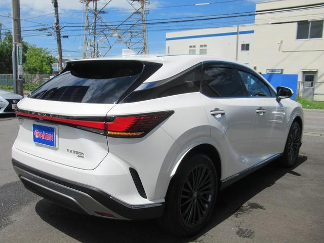 ＲＸ ＲＸ３５０ｈ　バージョンＬ　セミアニリン本革・全席エアシート・パノラミックビュー・１４インチナビ・フルセグ・アドバンスドパーク・ＨＵＤ・パワーバックドア・輻射ヒーター・デジタルインナーミラー・純正２１ＡＷ・ＬＥＤ・パドルシフト（67枚目）