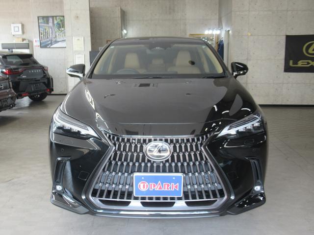 ＮＸ ＮＸ３５０ｈ　バージョンＬ　茶革エアシート・パノラミックビュー・１４インチナビ・フルセグ・３眼ＬＥＤ・純正２０ＡＷ・セーフティＳ・デジタルインナーミラー・パワーバックドア・ＨＵＤ・パドルシフト・リアシートヒーター・ＥＴＣ２．０（5枚目）