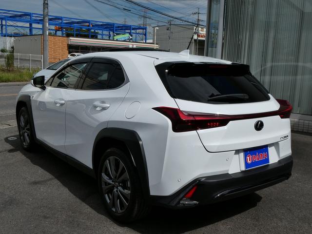ＵＸ ＵＸ２５０ｈ　Ｆスポーツ　赤革・ＳＲ・パノラミックビュー・１２．３型タッチパネルナビ・フルセグ・３眼ＬＥＤヘッド・パドルシフト・純正１８ＡＷ・パワーバックドア・セーフティＳ・オートＨＩビーム・ステアヒーター・ＢＳＭ・ＬＫＡ（67枚目）