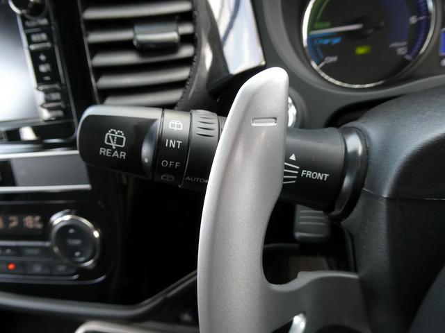 アウトランダーＰＨＥＶ Ｇプレミアムパッケージ　後期・ダイヤキルティングレザー・ｅ－Ａｓｓｉｓｔ・Ｓ－ＡＷＣ・純正ナビ・アラウンドビュー・フルセグ・純正１８ＡＷ・ＬＥＤヘッド・ＢＳＭ・ＬＫＡ・１００Ｖ１５００ｗ電源・シートヒーター・パドルシフト（34枚目）