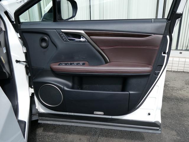 ＲＸ ＲＸ４５０ｈＬ　茶革エアシート・パノラミックビュー・３眼ＬＥＤヘッド・セーフティーＳ・純正ナビ・フルセグ・純正２０ＡＷ・ＨＵＤ・ＢＳＭ・パワーバックドア・ウッドコンビＨ・リアシートヒーター・オートＨＩビーム・７人乗り（47枚目）