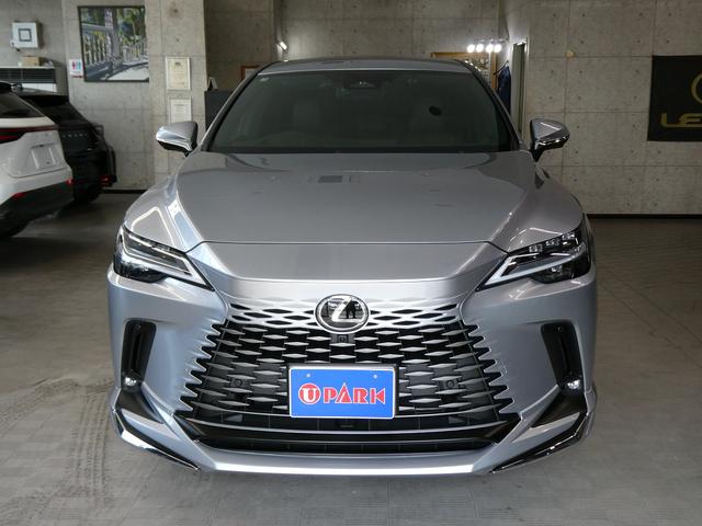 ＲＸ ＲＸ３５０　バージョンＬ　１オーナー・専用本革ウルトラスエードシート・モデリスタエアロ・全席エアシート・パノラミックビュー・１４インチナビ・フルセグ・３眼ＬＥＤ・デジタルインナーミラー・純正２１ＡＷ・ＨＵＤ・アドバンスドパーク（5枚目）