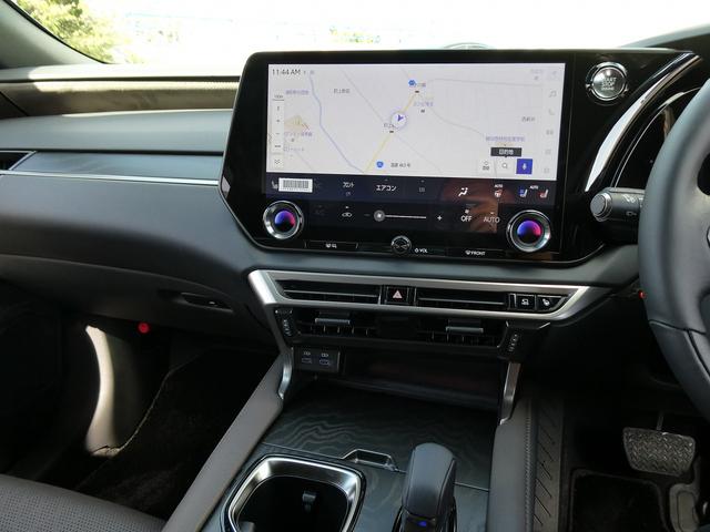 ＲＸ ＲＸ３５０　バージョンＬ　１オーナー・専用本革ウルトラスエードシート・モデリスタエアロ・全席エアシート・パノラミックビュー・１４インチナビ・フルセグ・３眼ＬＥＤ・デジタルインナーミラー・純正２１ＡＷ・ＨＵＤ・アドバンスドパーク（20枚目）
