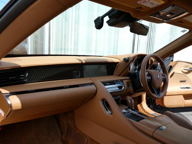ＬＣ ＬＣ５００ｈ　Ｌパッケージ　茶革エアシート・ガラスルーフ・３眼ＬＥＤヘッド・セーフティＳ・純正ナビ・フルセグ・ＯＰ２１ＡＷ・Ｂカメラ・ＨＵＤ・ＢＳＭ・ＬＫＡ・パドルシフト・オートＨＩビーム・本革ステア・ＥＴＣ２．０・ドラレコ（18枚目）