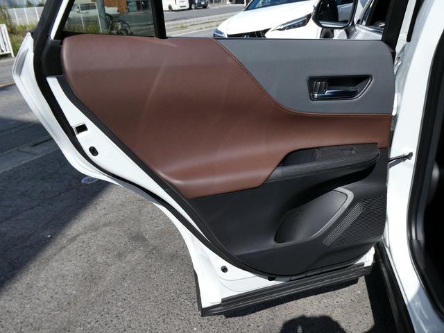 ハリアーハイブリッド Ｚ　レザーパッケージ　１オーナー・黒革エアシート・パノラミックビュー・１２．３インチディスプレイナビ・フルセグ・ＪＢＬ・ＬＥＤ・純正１９ＡＷ・ＨＵＤ・ＢＳＭ・トヨタセーフティＳ・デジタルインナーミラー・パワーバックドア（46枚目）