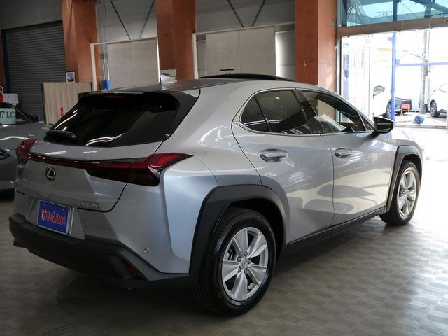 ＵＸ ＵＸ３００ｈ　バージョンＣ　後期・１オーナー・Ｌ－ＴＥＸレザー・ＳＲ・パノラミックビュー・１２．３インチタッチパネルナビ・フルセグ・カープレイ・セーフティＳ・ＬＥＤヘッド・シートヒーター・パドルシフト・純正ドラレコ・ＥＴＣ２．０（8枚目）