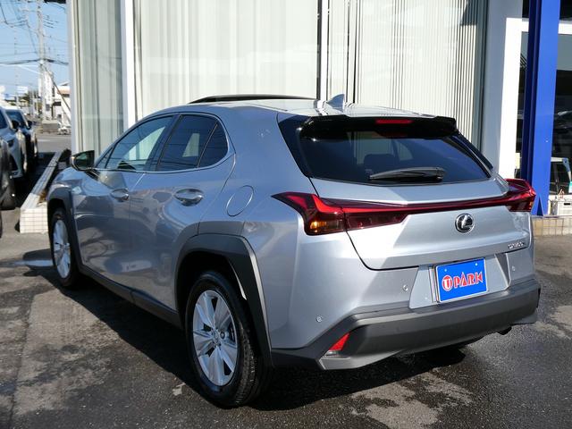 ＵＸ ＵＸ３００ｈ　バージョンＣ　後期・１オーナー・Ｌ－ＴＥＸレザー・ＳＲ・パノラミックビュー・１２．３インチタッチパネルナビ・フルセグ・カープレイ・セーフティＳ・ＬＥＤヘッド・シートヒーター・パドルシフト・純正ドラレコ・ＥＴＣ２．０（64枚目）