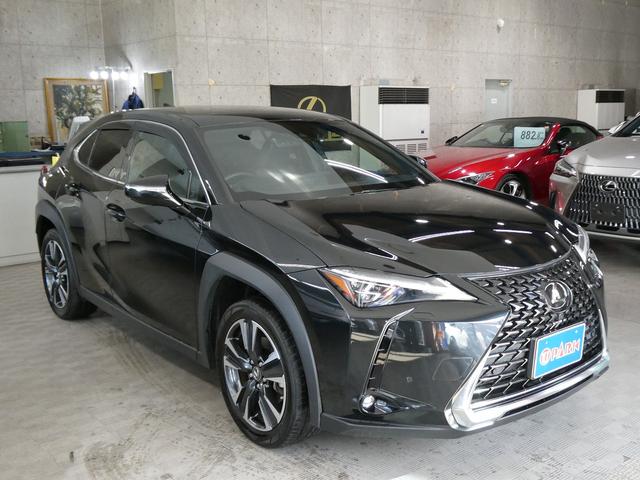 UX UX250h バージョンL 後期・黒革エアシート・パノラミックビュー・12.3インチタッチパネルナビ・フルセグ・カープレイ・純正18AW・パワーバックドア・3眼LEDヘッド・オートHIビーム・セーフティS・ドラレコ・ETC2.0(3枚目)