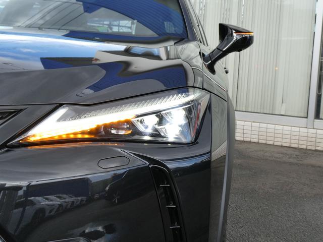 UX UX250h バージョンL 後期・黒革エアシート・パノラミックビュー・12.3インチタッチパネルナビ・フルセグ・カープレイ・純正18AW・パワーバックドア・3眼LEDヘッド・オートHIビーム・セーフティS・ドラレコ・ETC2.0(53枚目)