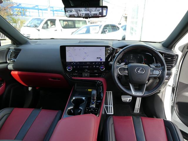 NX NX350h Fスポーツ 1オーナー・赤革エアシート・パノラマルーフ・3眼LED・14インチナビフルセグ・オレンジキャリパー・カープレイ・パノラミックビュー・アドバンスドパーク・純正20AW・リアシートヒーター・1500W電源(9枚目)
