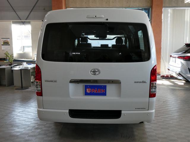 ハイエースバン スーパーGL ダークプライムII インディアンキャンパー製アパッチ・サブバッテリー×2・2段ベッド・1500Wインバーター・電子レンジ・走行充電・40L冷蔵庫・シンク・10L給排水タンク・テーブル・アルパインナビフリップダウンモニター(7枚目)