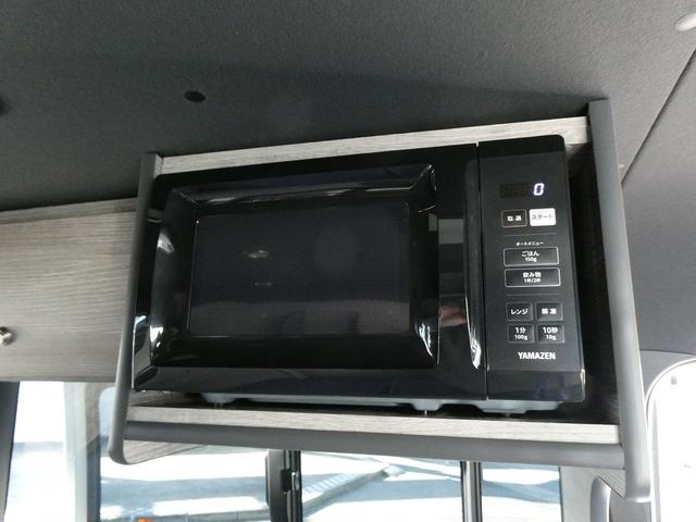 ハイエースバン スーパーGL ダークプライムII インディアンキャンパー製アパッチ・サブバッテリー×2・2段ベッド・1500Wインバーター・電子レンジ・走行充電・40L冷蔵庫・シンク・10L給排水タンク・テーブル・アルパインナビフリップダウンモニター(30枚目)