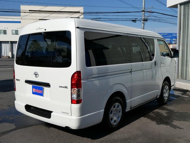 ハイエースバン スーパーGL ダークプライムII インディアンキャンパー製アパッチ・サブバッテリー×2・2段ベッド・1500Wインバーター・電子レンジ・走行充電・40L冷蔵庫・シンク・10L給排水タンク・テーブル・アルパインナビフリップダウンモニター(75枚目)