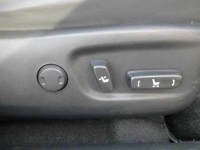 後期・１オーナー・茶革Ｌ−ＴＥＸシート・セーフティＳ・３眼ＬＥＤヘッド・純正ナビ・フルセグ・Ｓ／Ｂカメラ・パワーバックドア・パドルシフト・純正１８ＡＷ・シートヒーター・オートＨＩビーム・ステアヒーター