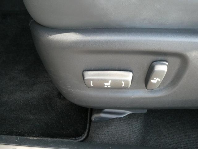 後期・１オーナー・茶革Ｌ−ＴＥＸシート・セーフティＳ・３眼ＬＥＤヘッド・純正ナビ・フルセグ・Ｓ／Ｂカメラ・パワーバックドア・パドルシフト・純正１８ＡＷ・シートヒーター・オートＨＩビーム・ステアヒーター