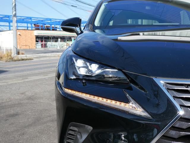 後期・１オーナー・茶革Ｌ−ＴＥＸシート・セーフティＳ・３眼ＬＥＤヘッド・純正ナビ・フルセグ・Ｓ／Ｂカメラ・パワーバックドア・パドルシフト・純正１８ＡＷ・シートヒーター・オートＨＩビーム・ステアヒーター
