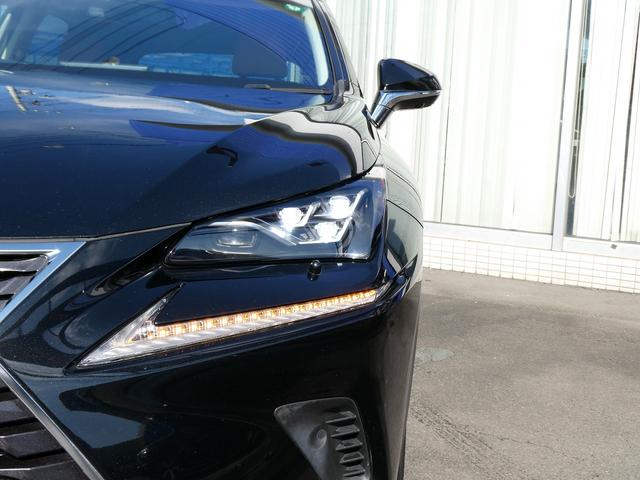 後期・１オーナー・茶革Ｌ−ＴＥＸシート・セーフティＳ・３眼ＬＥＤヘッド・純正ナビ・フルセグ・Ｓ／Ｂカメラ・パワーバックドア・パドルシフト・純正１８ＡＷ・シートヒーター・オートＨＩビーム・ステアヒーター