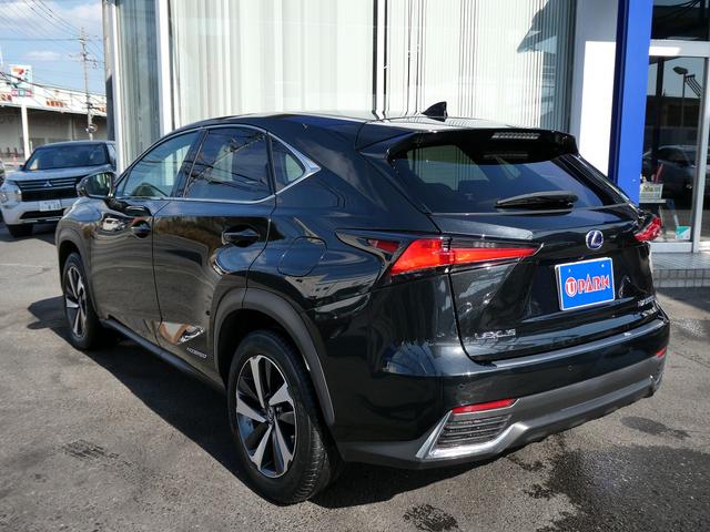 後期・１オーナー・茶革Ｌ−ＴＥＸシート・セーフティＳ・３眼ＬＥＤヘッド・純正ナビ・フルセグ・Ｓ／Ｂカメラ・パワーバックドア・パドルシフト・純正１８ＡＷ・シートヒーター・オートＨＩビーム・ステアヒーター