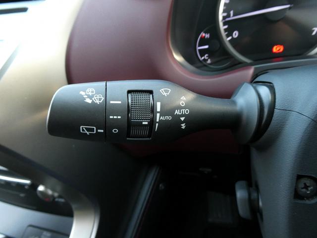 ＮＸ ＮＸ３００　スパイス＆シック　後期・黒革Ｌ－ＴＥＸエアシート・パノラマルーフ・パノラミックビュー・３眼ＬＥＤ・純正ナビ・フルセグ・後席モニター・同色フェンダー・専用内装色・パワーバックドア・ＢＳＭ・セーフティＳ・オートＨＩビーム（36枚目）