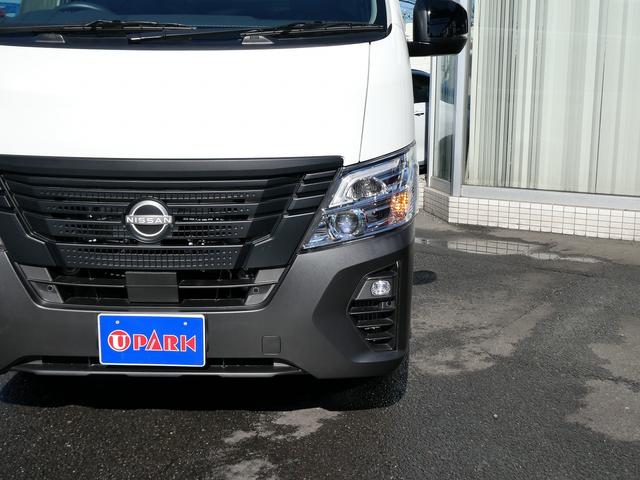 キャラバン グランドプレミアムGXマイルームローンチエディション OP跳ね上げベット・ロールスクリーン・ディーゼルターボ・両側スライドドア・左側自動ドア・アラウンドビュー・AC100V・外部電源入力システム・ルーフサイド間接照明・ウッドブラインド・木目調ルーフパネル(57枚目)