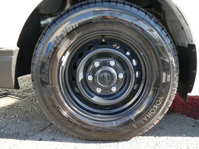 キャラバン グランドプレミアムGXマイルームローンチエディション OP跳ね上げベット・ロールスクリーン・ディーゼルターボ・両側スライドドア・左側自動ドア・アラウンドビュー・AC100V・外部電源入力システム・ルーフサイド間接照明・ウッドブラインド・木目調ルーフパネル(68枚目)