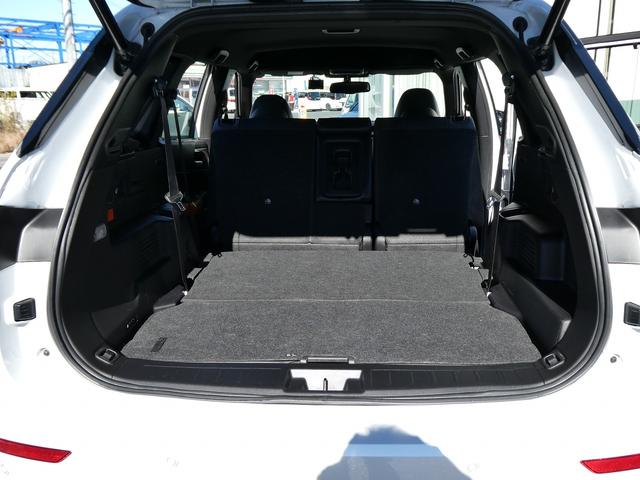 アウトランダーＰＨＥＶ Ｐ　黒革・アラウンドビュー・ＢＯＳＥサウンド・マイパイロット・ｅ－Ａｓｓｉｓｔ・純正ナビ・フルセグ・Ｓ－ＡＷＣ・純正エアロ・ミツビシコネクト・パワーバックドア・全席シートヒーター・ＨＵＤ・純正２０ＡＷ（16枚目）