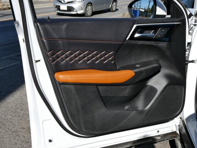 アウトランダーＰＨＥＶ Ｐ　黒革・アラウンドビュー・ＢＯＳＥサウンド・マイパイロット・ｅ－Ａｓｓｉｓｔ・純正ナビ・フルセグ・Ｓ－ＡＷＣ・純正エアロ・ミツビシコネクト・パワーバックドア・全席シートヒーター・ＨＵＤ・純正２０ＡＷ（52枚目）