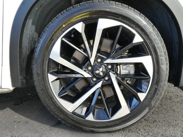 アウトランダーＰＨＥＶ Ｐ　黒革・アラウンドビュー・ＢＯＳＥサウンド・マイパイロット・ｅ－Ａｓｓｉｓｔ・純正ナビ・フルセグ・Ｓ－ＡＷＣ・純正エアロ・ミツビシコネクト・パワーバックドア・全席シートヒーター・ＨＵＤ・純正２０ＡＷ（66枚目）