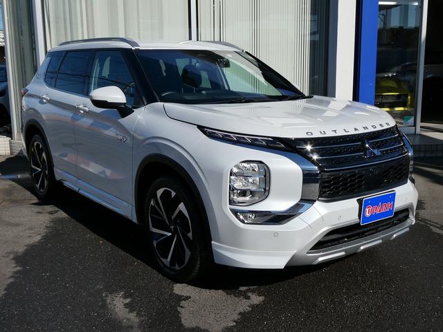 アウトランダーＰＨＥＶ Ｐ　黒革・アラウンドビュー・ＢＯＳＥサウンド・マイパイロット・ｅ－Ａｓｓｉｓｔ・純正ナビ・フルセグ・Ｓ－ＡＷＣ・純正エアロ・ミツビシコネクト・パワーバックドア・全席シートヒーター・ＨＵＤ・純正２０ＡＷ（69枚目）