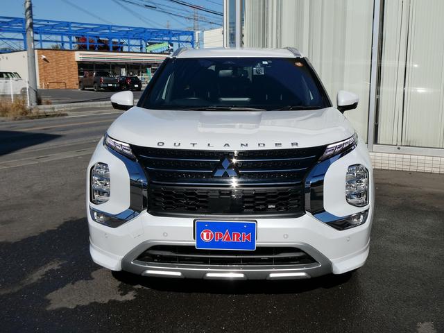 アウトランダーＰＨＥＶ Ｐ　黒革・アラウンドビュー・ＢＯＳＥサウンド・マイパイロット・ｅ－Ａｓｓｉｓｔ・純正ナビ・フルセグ・Ｓ－ＡＷＣ・純正エアロ・ミツビシコネクト・パワーバックドア・全席シートヒーター・ＨＵＤ・純正２０ＡＷ（70枚目）