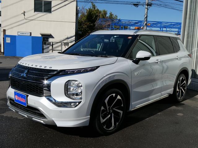アウトランダーＰＨＥＶ Ｐ　黒革・アラウンドビュー・ＢＯＳＥサウンド・マイパイロット・ｅ－Ａｓｓｉｓｔ・純正ナビ・フルセグ・Ｓ－ＡＷＣ・純正エアロ・ミツビシコネクト・パワーバックドア・全席シートヒーター・ＨＵＤ・純正２０ＡＷ（71枚目）