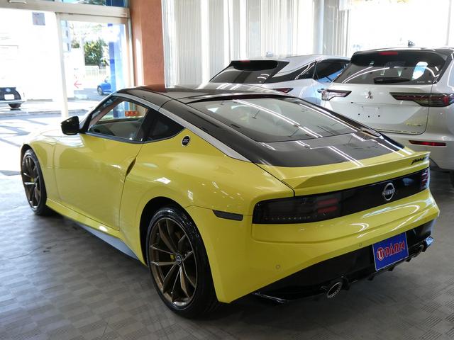 ２４０台限定車・黒革ハーフレザー・ＢＯＳＥサウンド・ＲＡＹＳ純正１９ＡＷ・イエローキャリパー・純正ナビ・フルセグ・ＬＥＤヘッド・シートヒーター・ドラレコ・アップルＣａｒＰｌａｙ・パワーシート