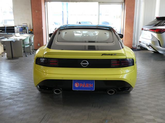 ２４０台限定車・黒革ハーフレザー・ＢＯＳＥサウンド・ＲＡＹＳ純正１９ＡＷ・イエローキャリパー・純正ナビ・フルセグ・ＬＥＤヘッド・シートヒーター・ドラレコ・アップルＣａｒＰｌａｙ・パワーシート