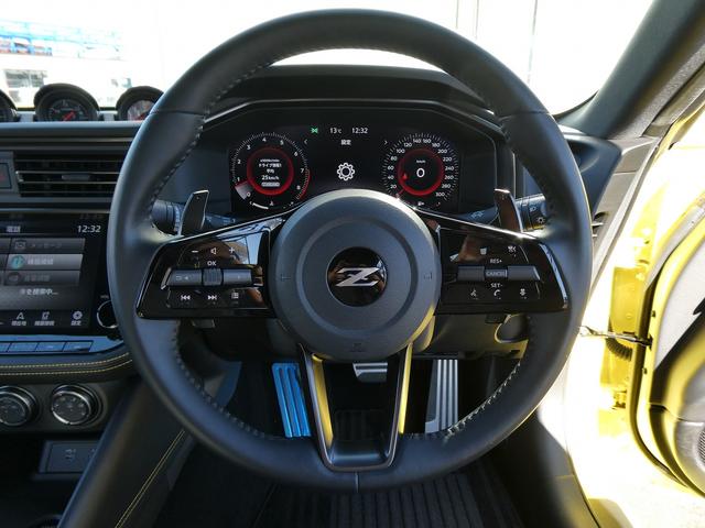 ２４０台限定車・黒革ハーフレザー・ＢＯＳＥサウンド・ＲＡＹＳ純正１９ＡＷ・イエローキャリパー・純正ナビ・フルセグ・ＬＥＤヘッド・シートヒーター・ドラレコ・アップルＣａｒＰｌａｙ・パワーシート