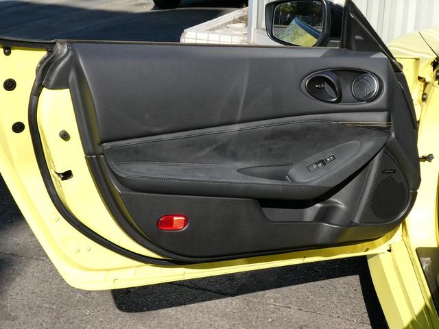 ２４０台限定車・黒革ハーフレザー・ＢＯＳＥサウンド・ＲＡＹＳ純正１９ＡＷ・イエローキャリパー・純正ナビ・フルセグ・ＬＥＤヘッド・シートヒーター・ドラレコ・アップルＣａｒＰｌａｙ・パワーシート