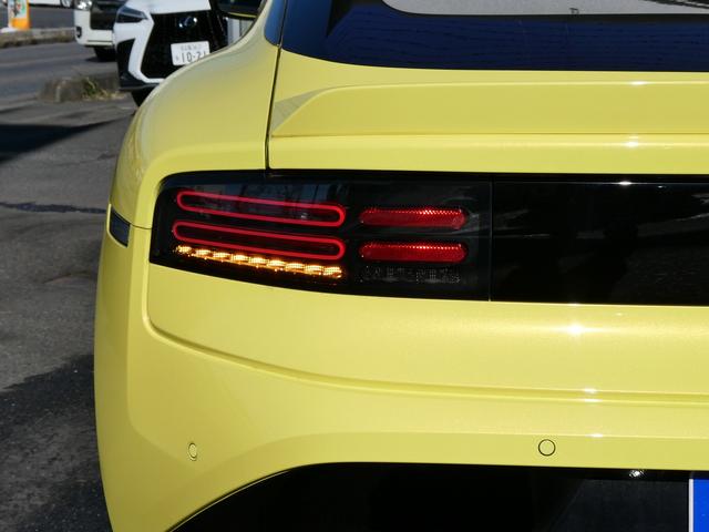 ２４０台限定車・黒革ハーフレザー・ＢＯＳＥサウンド・ＲＡＹＳ純正１９ＡＷ・イエローキャリパー・純正ナビ・フルセグ・ＬＥＤヘッド・シートヒーター・ドラレコ・アップルＣａｒＰｌａｙ・パワーシート