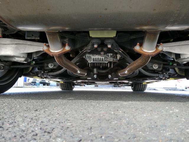 ２４０台限定車・黒革ハーフレザー・ＢＯＳＥサウンド・ＲＡＹＳ純正１９ＡＷ・イエローキャリパー・純正ナビ・フルセグ・ＬＥＤヘッド・シートヒーター・ドラレコ・アップルＣａｒＰｌａｙ・パワーシート