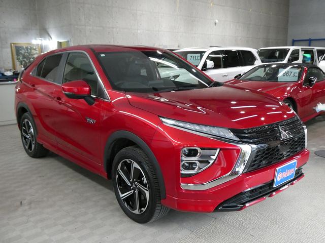 エクリプスクロスＰＨＥＶ Ｐ　１オーナー・ｅ－Ａｓｓｉｓｔ・Ｓ－ＡＷＣ・黒革ハーフレザー・アラウンドビューカメラ・純正ナビフルセグ・パドルシフト・パワーバックドア・マイパイロット・ＨＵＤ・純正１８ＡＷ・ＬＥＤヘッド・１５００Ｗ電源（3枚目）