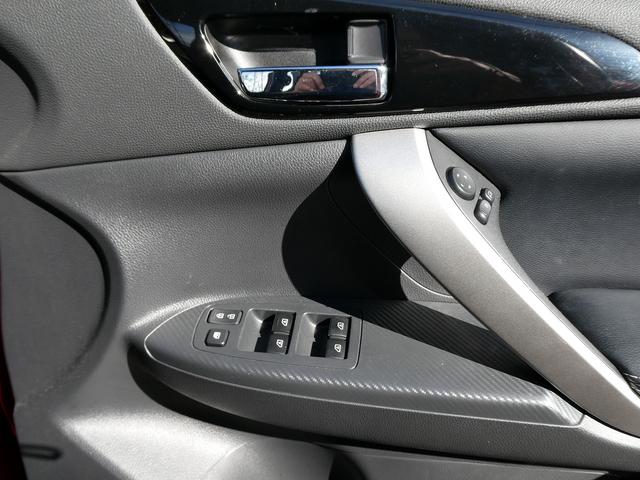 エクリプスクロスＰＨＥＶ Ｐ　１オーナー・ｅ－Ａｓｓｉｓｔ・Ｓ－ＡＷＣ・黒革ハーフレザー・アラウンドビューカメラ・純正ナビフルセグ・パドルシフト・パワーバックドア・マイパイロット・ＨＵＤ・純正１８ＡＷ・ＬＥＤヘッド・１５００Ｗ電源（40枚目）