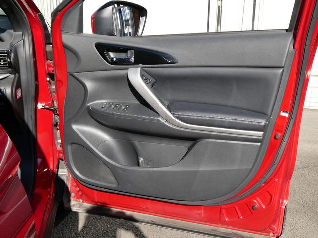 エクリプスクロスＰＨＥＶ Ｐ　１オーナー・ｅ－Ａｓｓｉｓｔ・Ｓ－ＡＷＣ・黒革ハーフレザー・アラウンドビューカメラ・純正ナビフルセグ・パドルシフト・パワーバックドア・マイパイロット・ＨＵＤ・純正１８ＡＷ・ＬＥＤヘッド・１５００Ｗ電源（41枚目）