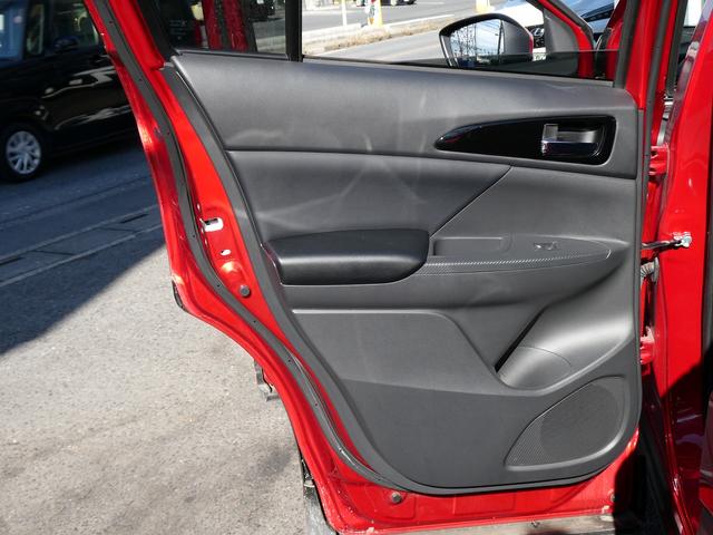 エクリプスクロスＰＨＥＶ Ｐ　１オーナー・ｅ－Ａｓｓｉｓｔ・Ｓ－ＡＷＣ・黒革ハーフレザー・アラウンドビューカメラ・純正ナビフルセグ・パドルシフト・パワーバックドア・マイパイロット・ＨＵＤ・純正１８ＡＷ・ＬＥＤヘッド・１５００Ｗ電源（45枚目）