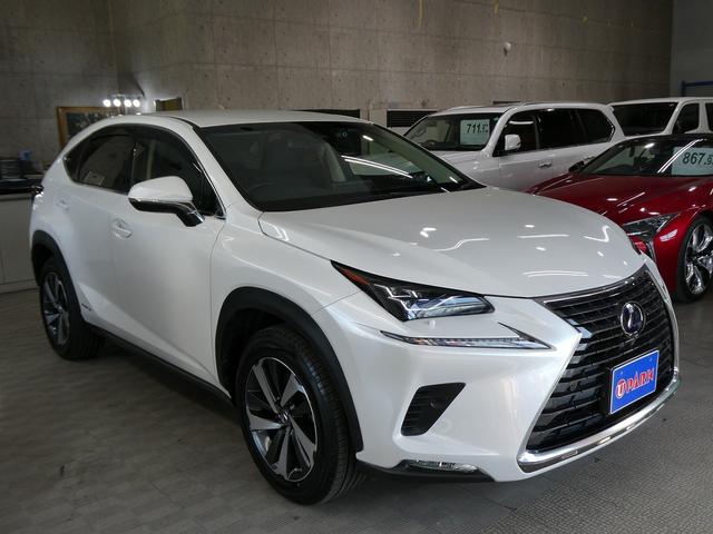 ＮＸ ＮＸ３００ｈ　Ｉパッケージ　後期・１オーナー・黒革Ｌ－ＴＥＸシート・３眼ＬＥＤヘッド・純正ナビ・フルセグ・Ｓ／Ｂカメラ・純正１８ＡＷ・パワーバックドア・セーフティＳ・パドルシフト・オートＨＩビーム・シートヒーター・ステアヒーター（3枚目）