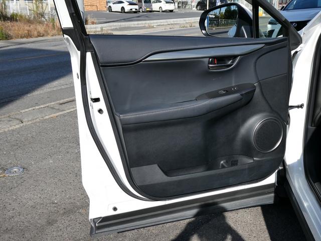 ＮＸ ＮＸ３００ｈ　Ｉパッケージ　後期・１オーナー・黒革Ｌ－ＴＥＸシート・３眼ＬＥＤヘッド・純正ナビ・フルセグ・Ｓ／Ｂカメラ・純正１８ＡＷ・パワーバックドア・セーフティＳ・パドルシフト・オートＨＩビーム・シートヒーター・ステアヒーター（45枚目）