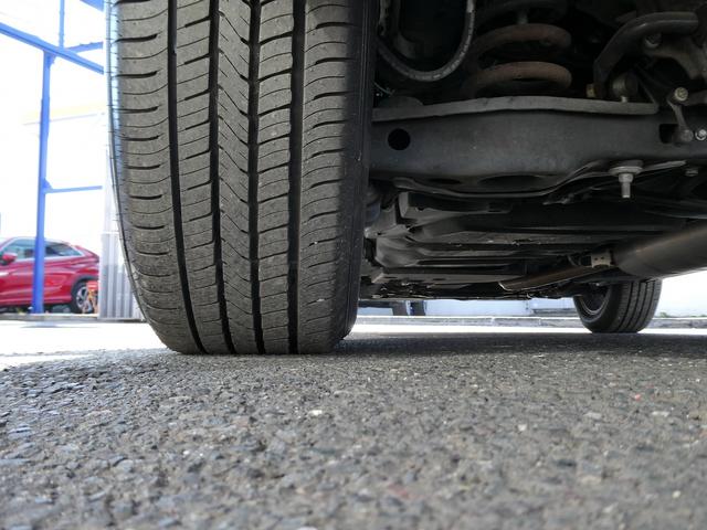 ＮＸ ＮＸ３００ｈ　Ｉパッケージ　後期・１オーナー・黒革Ｌ－ＴＥＸシート・３眼ＬＥＤヘッド・純正ナビ・フルセグ・Ｓ／Ｂカメラ・純正１８ＡＷ・パワーバックドア・セーフティＳ・パドルシフト・オートＨＩビーム・シートヒーター・ステアヒーター（71枚目）