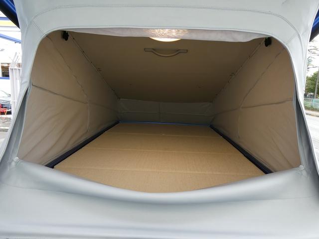 ＮＶ２００バネットバン 　キャンピングカー広島製　ポップ・コン　ポップアップルーフ・サブバッテリー・ＦＦヒーター・走行充電・外部入力電源・インバーター・シンク・コンロ・テーブル・ＳＤナビＢカメラ・ＰＯＰ．ＣＯＭ　キャンパーＲ（14枚目）