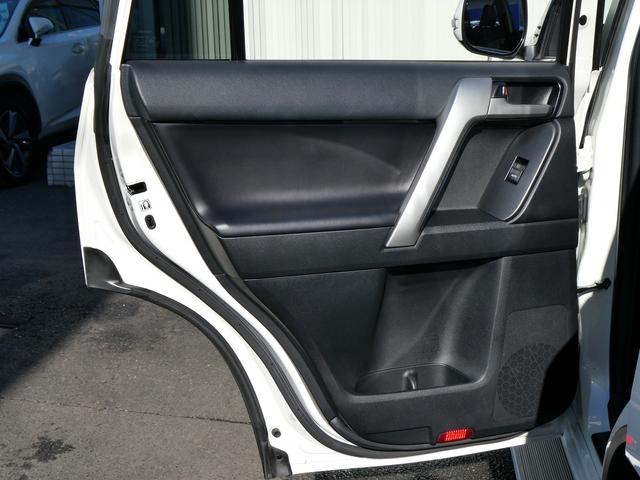 ランドクルーザープラド ＴＸ　Ｌパッケージ　１オーナー・トヨタセーフティセンス・モデリスタエアロ・黒革エアシート・純正９インチナビ・フルセグ・Ｂカメラ・ＯＰ１９ＡＷ・ＬＥＤヘッド・サイドステップ・５人乗り・ＬＫＡ・ＢＴオーディオ・パワーシート（45枚目）