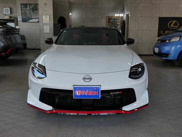 フェアレディZ ニスモ NISMO専用チューニング&エクステリア・レイズ製鍛造19インチAW&レッドキャリパー・RECARO製スポーツシート・BOSEサウンド・純正ナビ・フルセグ・LEDヘッド・パドルシフト・オートHIビーム(4枚目)